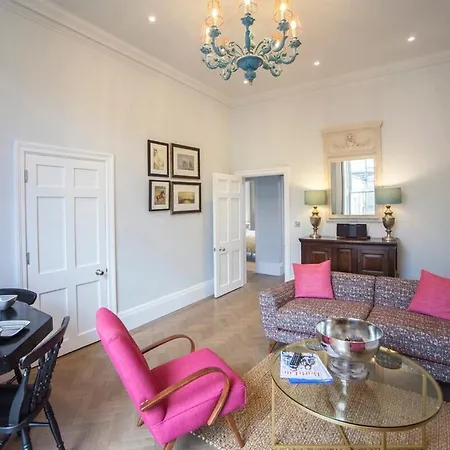 Stylish City Centre Apartment - Bath Exterior photo